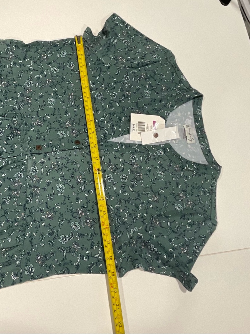 Wonderly Teal Green Floral Button-Tiered Short Sleeve Tunic - Picture 6 of 10